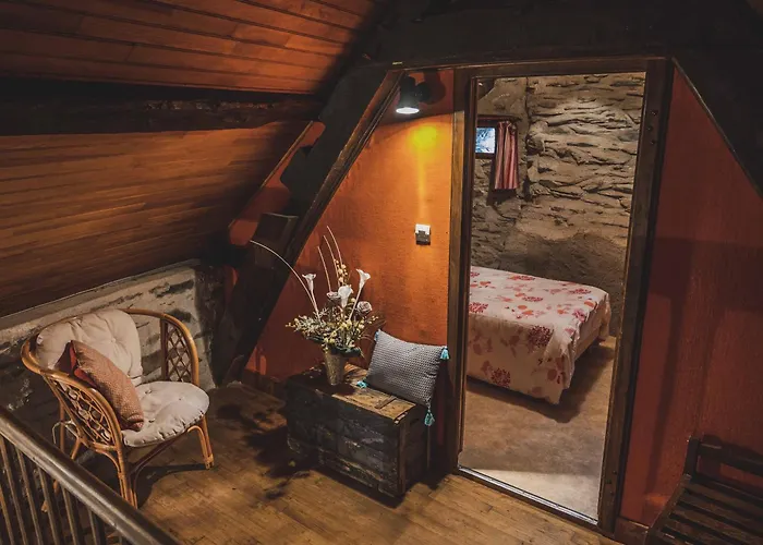 Maison Rivière Avec Terrasse, Wifi Et Jardin Fleuri - Idéal Pêcheurs - Fr-1-410-168 * Rouez